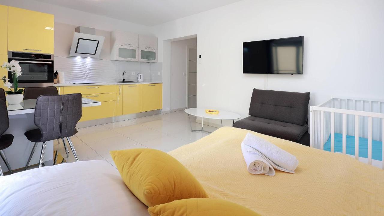 Apartmani "Villa Barbara" Novalja Exterior foto