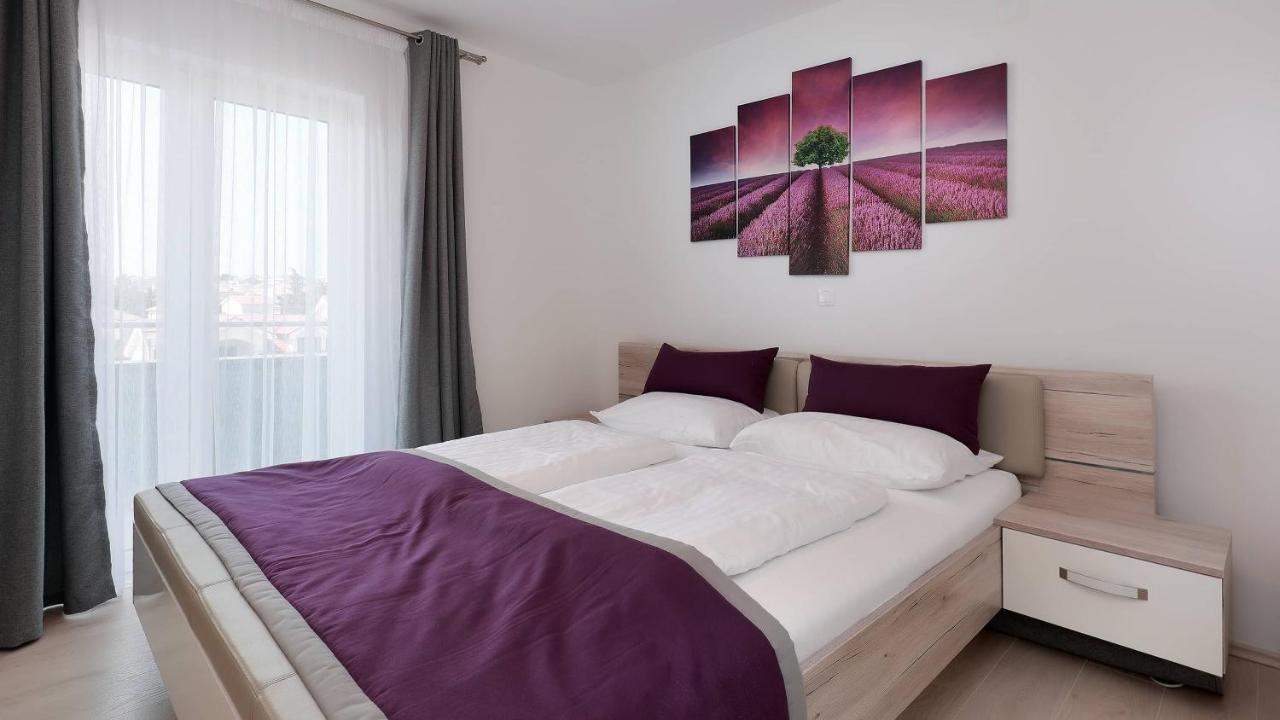 Apartmani "Villa Barbara" Novalja Exterior foto